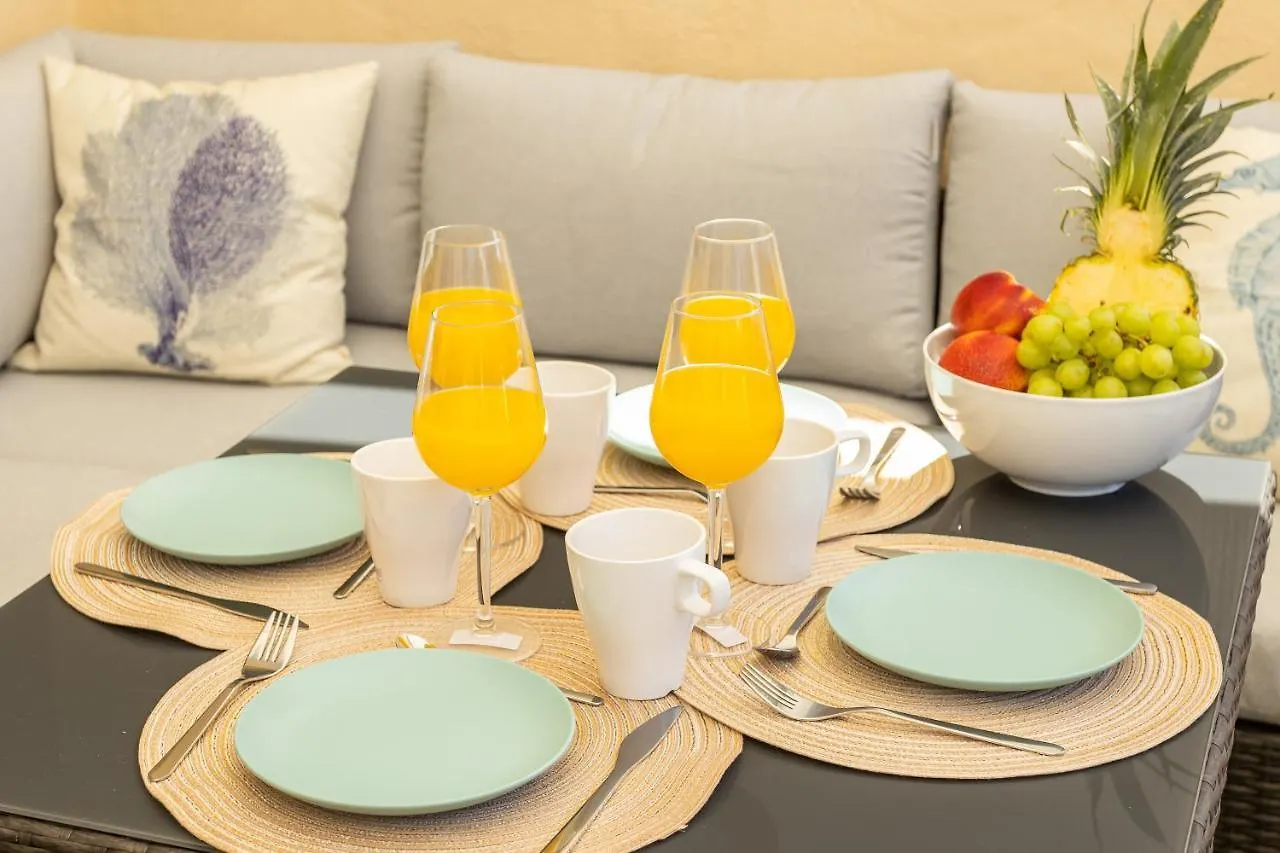 Apartment Oleholidays 316 Romana Playa Primera Linea Playa Marbella